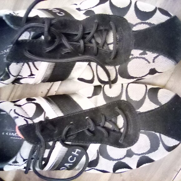 Coach Jayme sneakers. Size 8.5 Black and grey. Preloved - Picture 7 of 8